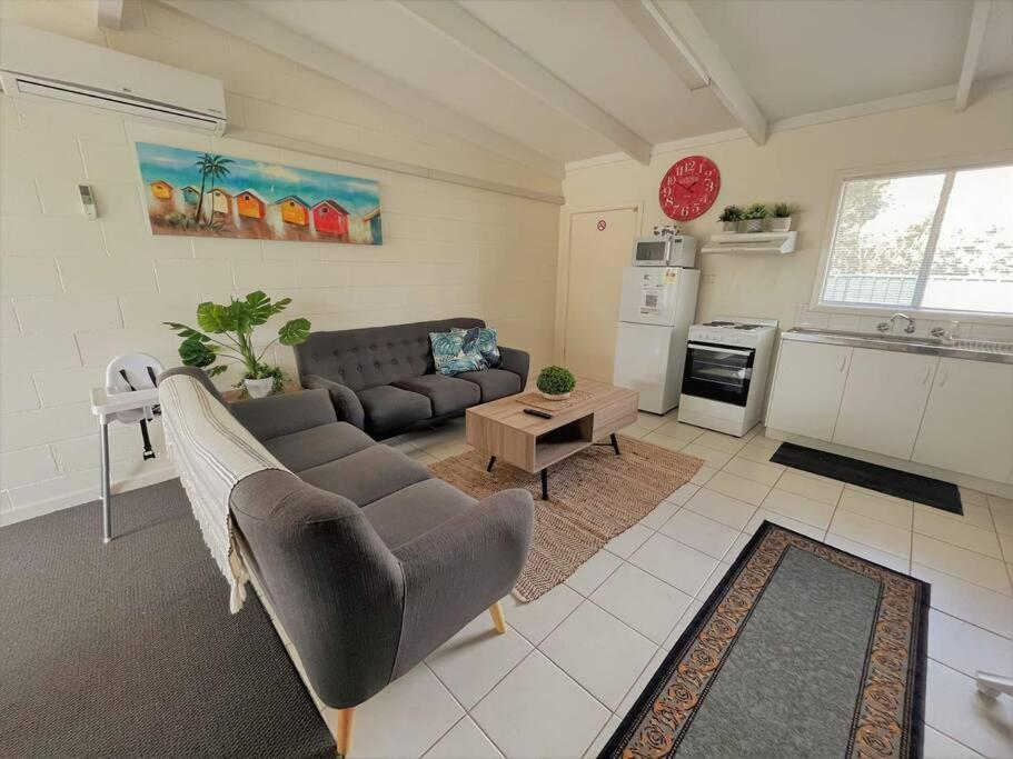 Three Palms Apartments Unit 2 Эсперанс Экстерьер фото